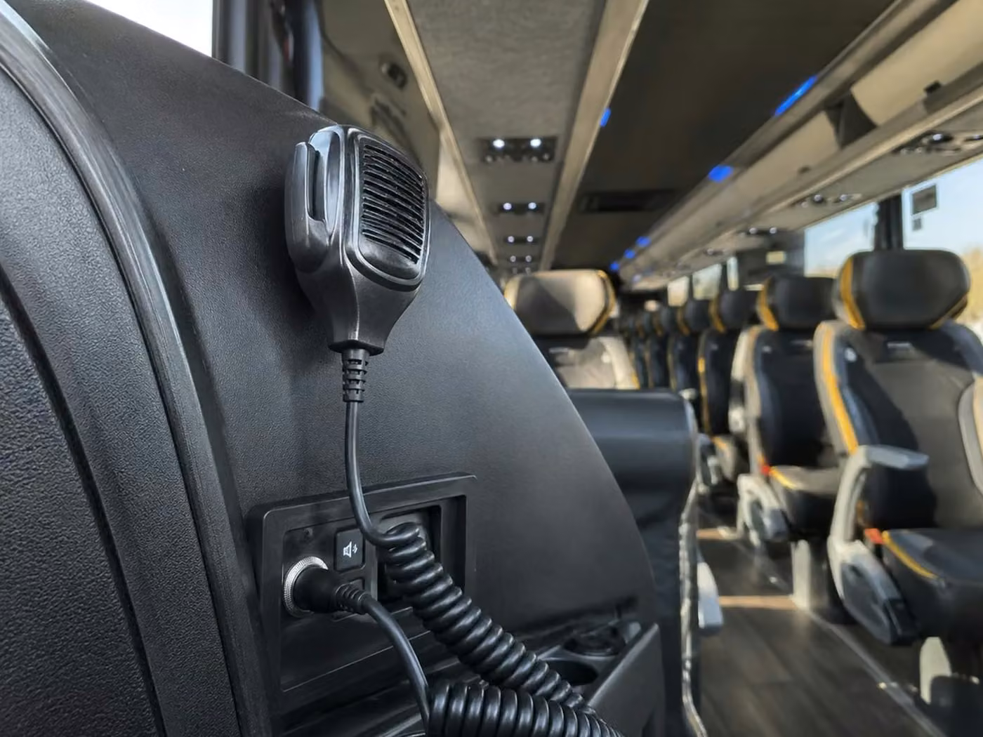 rome 56 passenger charter bus pa system