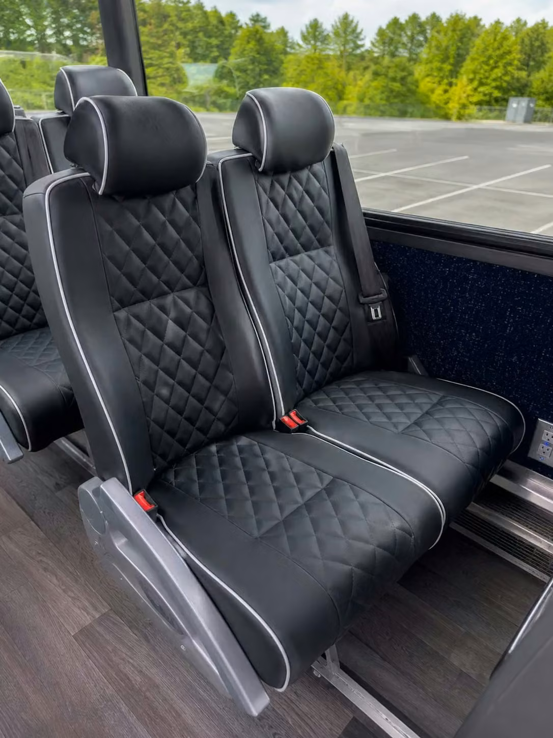 rome 56 passenger charter bus reclining seats