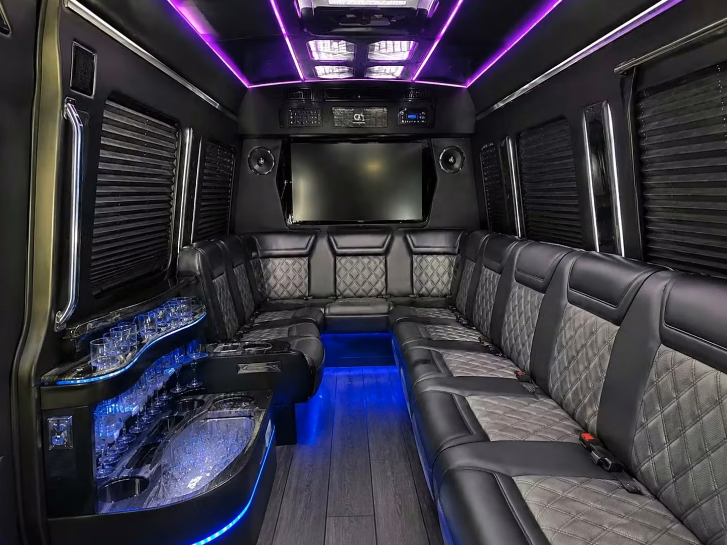 rome bus rentals in rome for bachelor and bachelorette parties