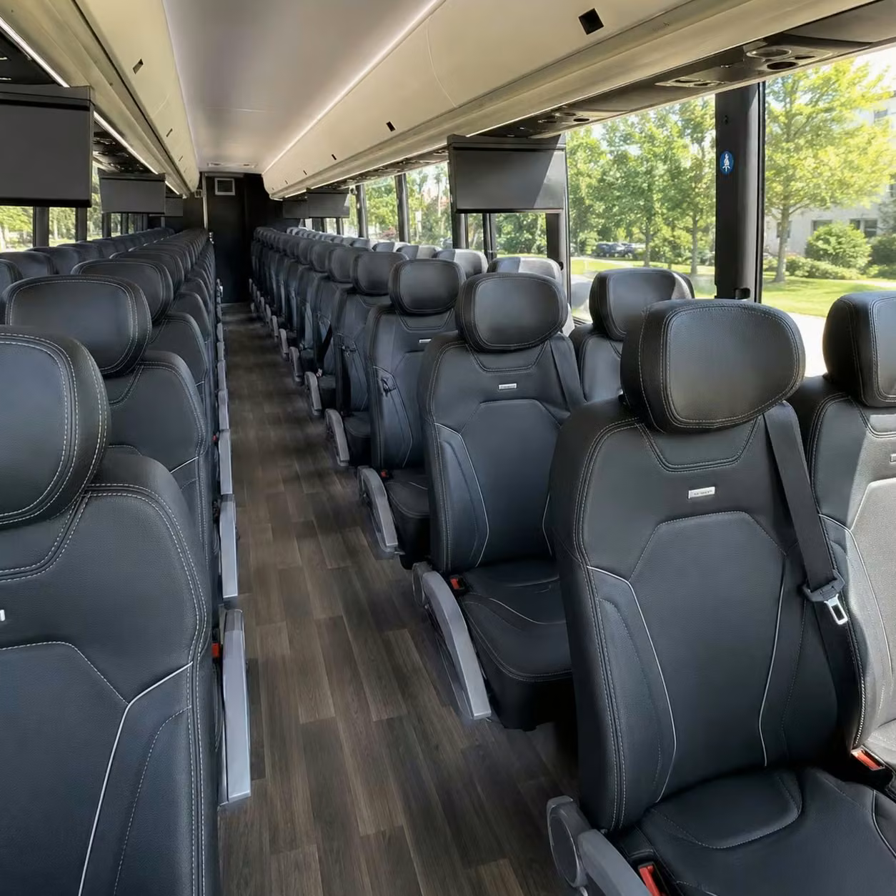 rome charter bus interior 3
